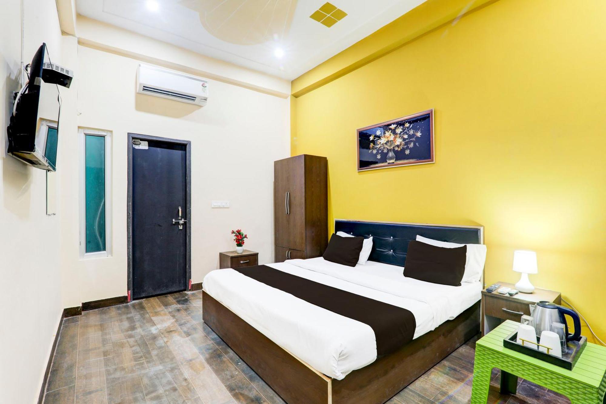 Hotel Super O Arjun Ganj Lucknow